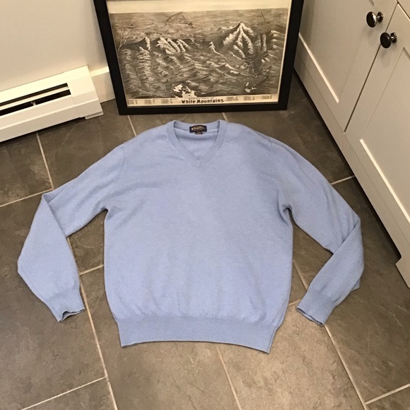 Brooks Brothers Mens 100% Cashmere Sweater Size XL Scottish V-Neck Pullover Blue - Picture 5 of 13